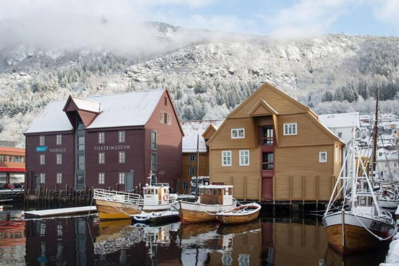 Dinbnb I Top-modern In Historical Sandviken Leilighet *